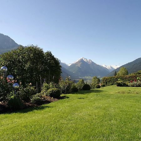 Готель Landgut Thalerhof Тельфес-ім-Штубай Екстер'єр фото
